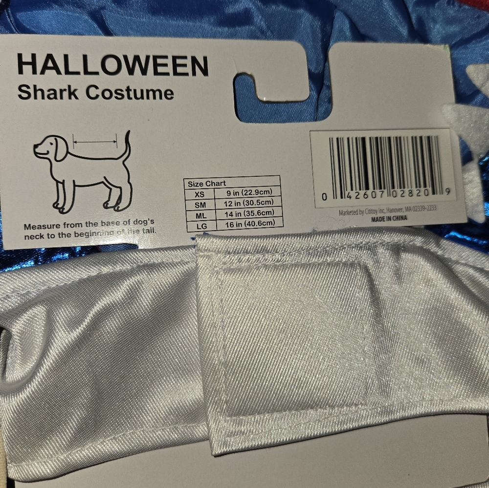 NWT Shiny Blue Shark Costume for 14 In Dogs Halloween Pet Costume - Picture 6 of 7
